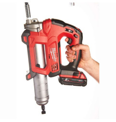 Pistol pentru gresat M18 Milwaukee M18GG-0, 7Kg, 18V/SOLO, 562bar în cutie de carton, cod 4933440493