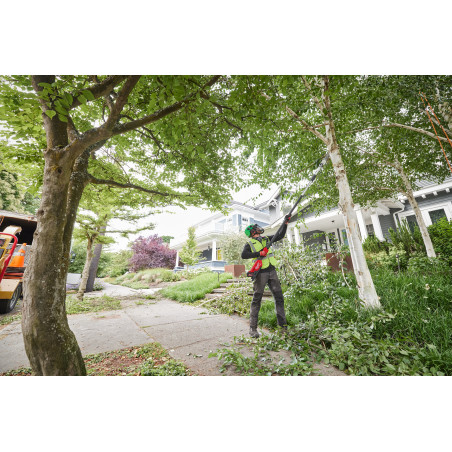 Fierăstrău emondor telescopic MILWAUKEE M18 FTPS30-121 M18 FUEL™ cu lamă 30 cm