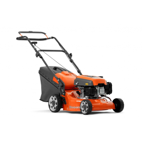 Masina de tuns gazon pe benzina LC 151S